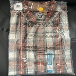 Carhartt new in package short sleeve relaxed fit casual button-front shirt